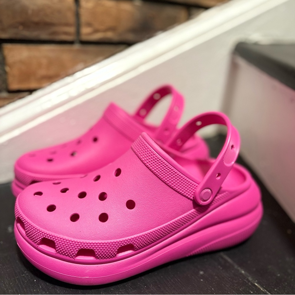 Crocs Iconic pink comfort platforms US 11